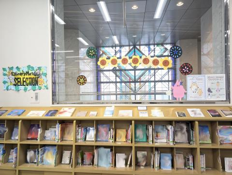 2F展示_夏に読みたい本