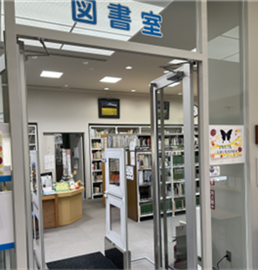 国立ハンセン病資料館 図書室_02.png