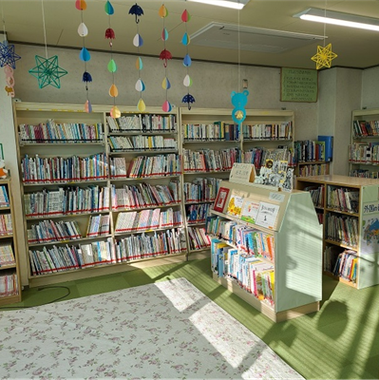 豊田市こども図書室_02.png